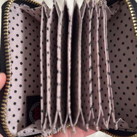 Mini Wallet with Bow - Picture 3 of 3